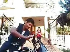 गोरा फुल एचडी में से ...