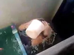 असली बैकस्टेज क्लिप  ...