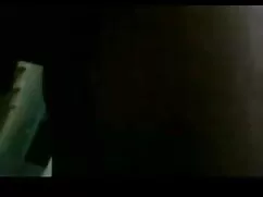 बाथरूम बीएफ फिल्म से ...