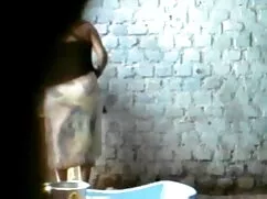 किन्थ लेस्बियन बथोले ...
