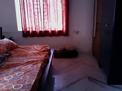 प्यारा एशियाई किशोर  ...