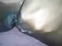 बड़े मोटे लंड पर टपक ...