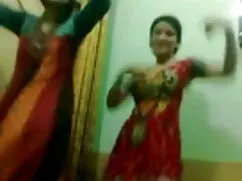 शौकिया लड़की उसे गधा ...