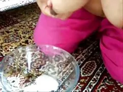 वेबकैम मालकिन धूम्रप ...