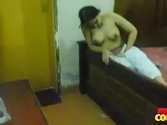 सींग का बना सेक्स मू ...
