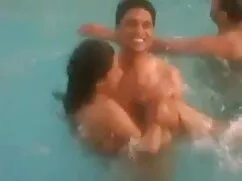 स्मोकिन हॉट ईबोनी स् ...