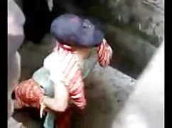 गोरा हिंदी सेक्सी फु ...